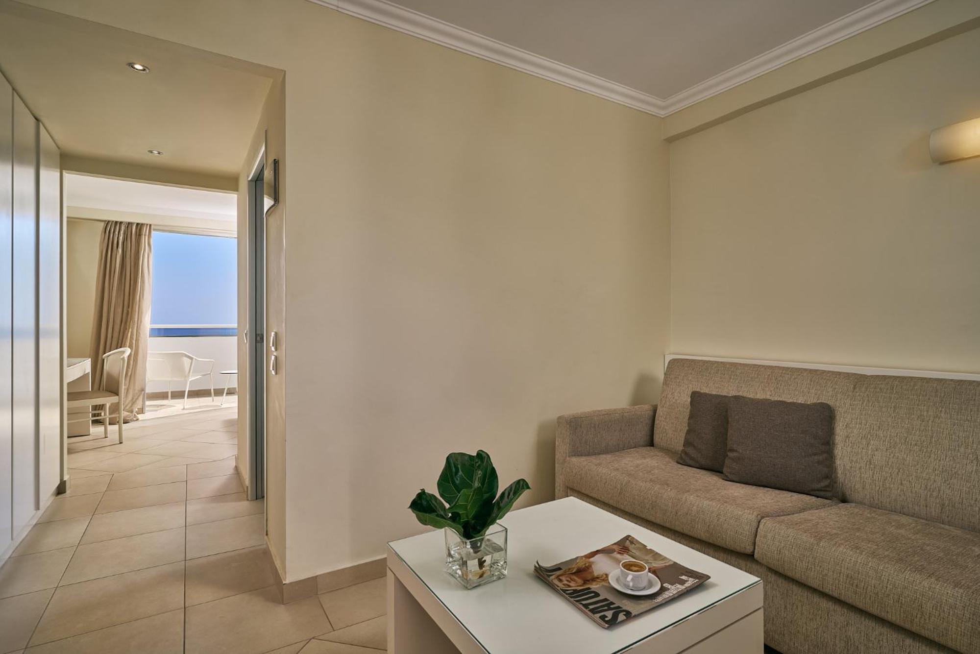 Hotel Village & - Adults Only